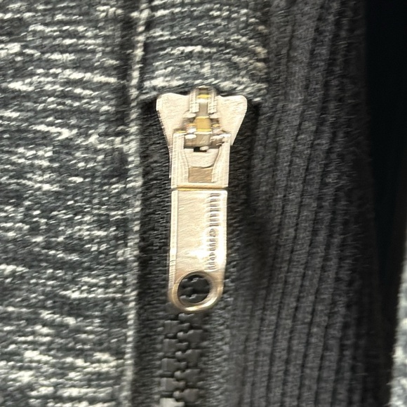 Lululemon Dark Gray Zip-Up Hoodie Size Large Men's - Picture 2 of 7